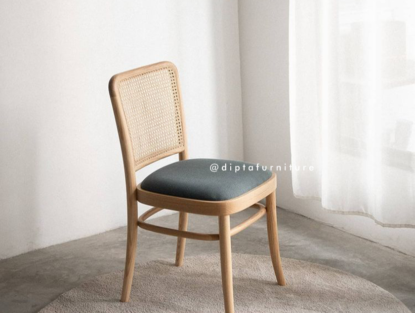 Kursi Cafe Minimalis Kayu Jati Ruang Makan Resto Kelvin