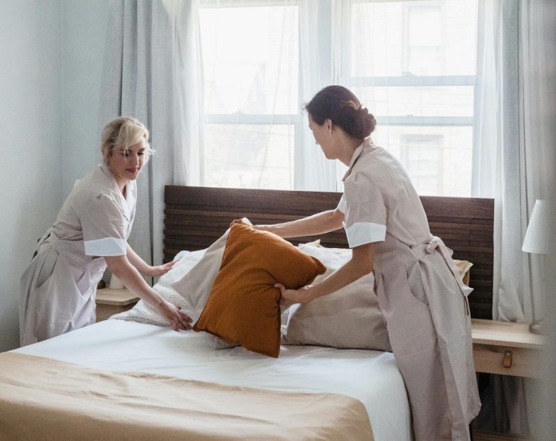 Tips Merawat Tempat Tidur Kayu Jati agar Awet dan Tetap Indah