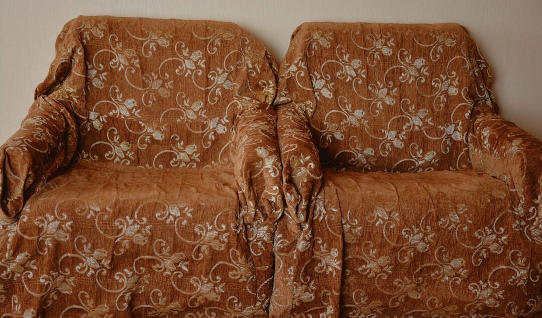 Kapan Waktu yang Tepat Mengganti Cover Sofa?