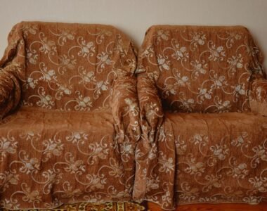 Kapan Waktu yang Tepat Mengganti Cover Sofa?