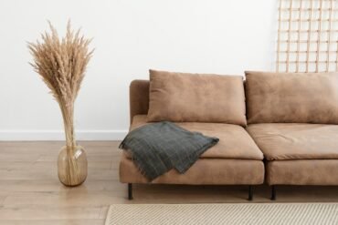 tips merawat sofa kulit agar tahan lama