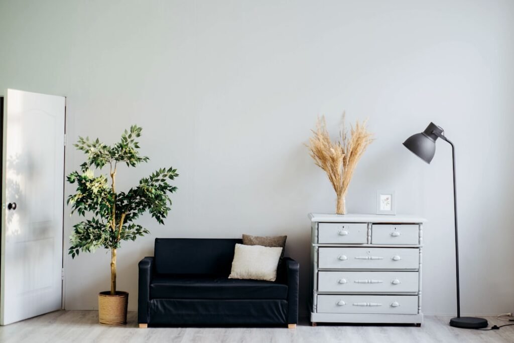 Sofa Tanpa Sandaran Tangan untuk Ruangan Minimalis