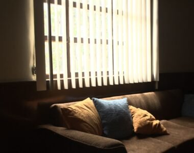 Bahan Kain Sofa yang Nyaman dan Mudah Dirawat