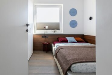 rekomendasi pintu single untuk apartemen kecil
